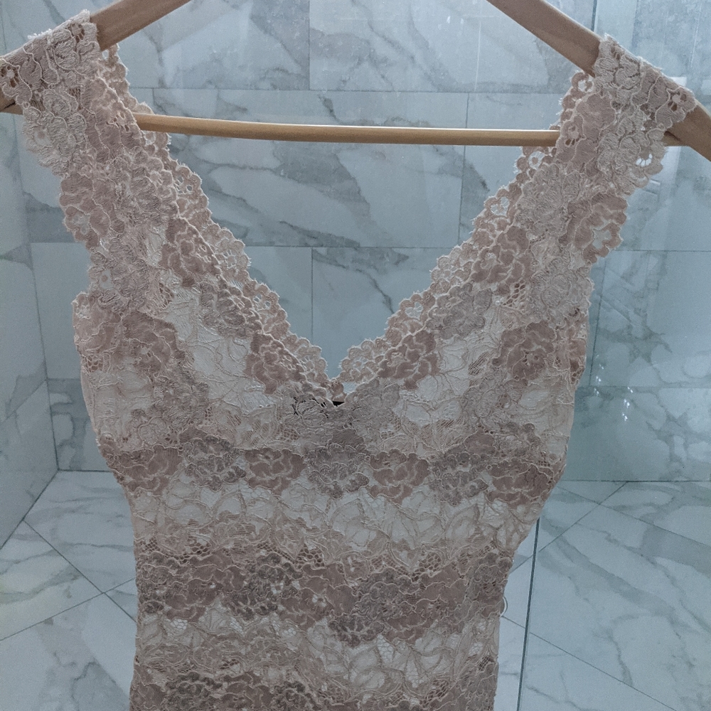 Natori Lace Top